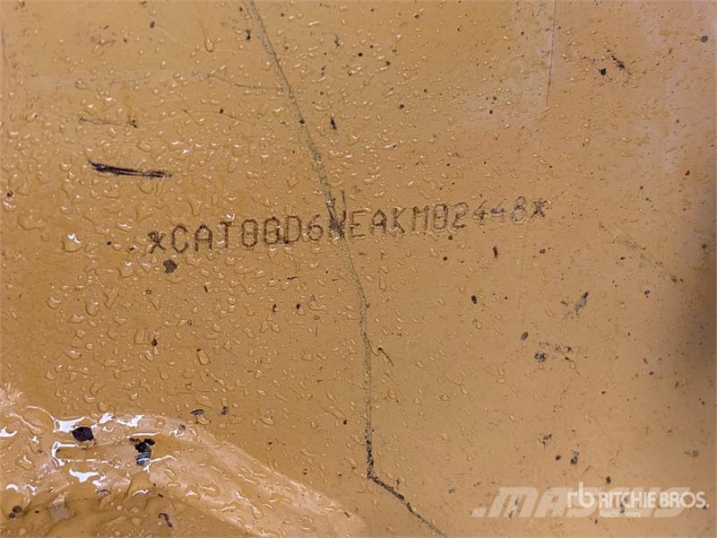 CAT D6N XL Buldožeri guseničari