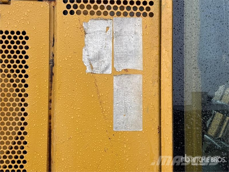 CAT D6N XL Buldožeri guseničari