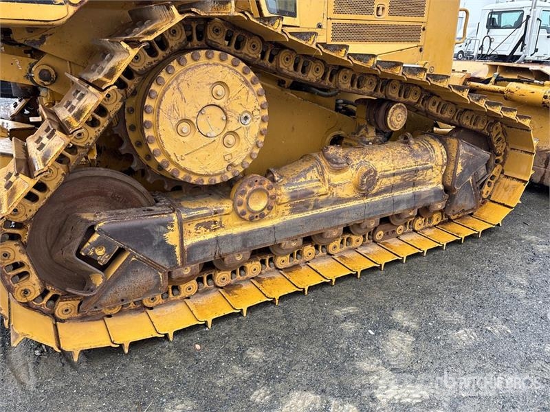 CAT D6N XL Buldožeri guseničari