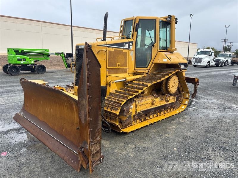 CAT D6N XL Buldožeri guseničari