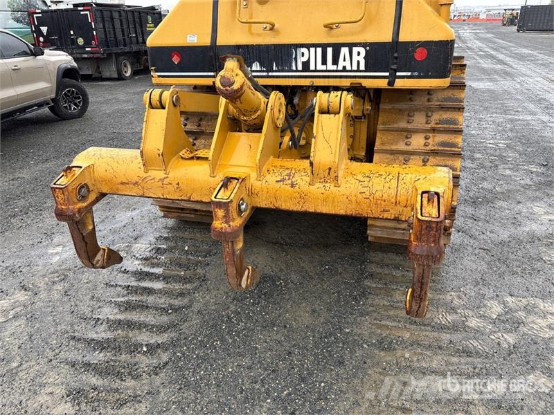 CAT D6N XL Buldožeri guseničari