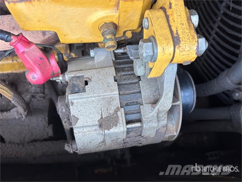 CAT D6N XL Buldožeri guseničari