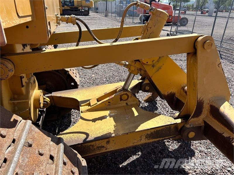 CAT D6R XL Гусеничные бульдозеры