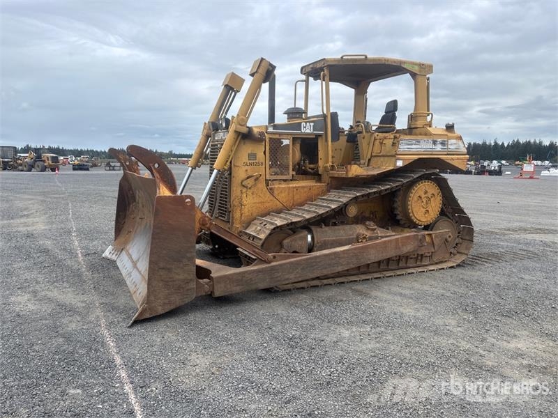 CAT D6R XL Гусеничні бульдозери