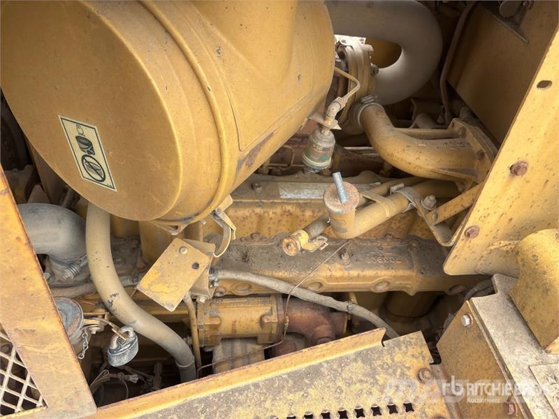 CAT D6R XL Гусеничні бульдозери