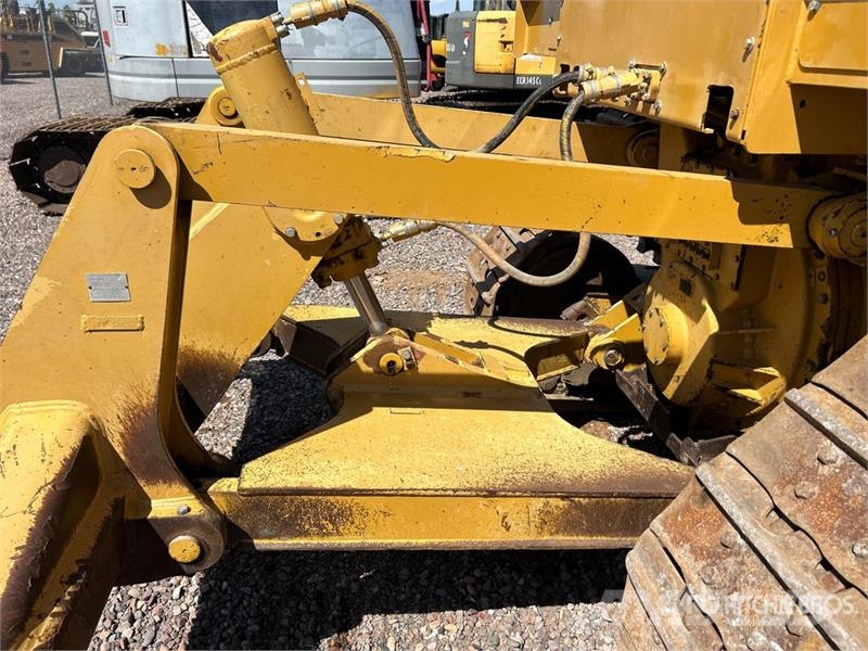 CAT D6R XL Series II 履带式推土机