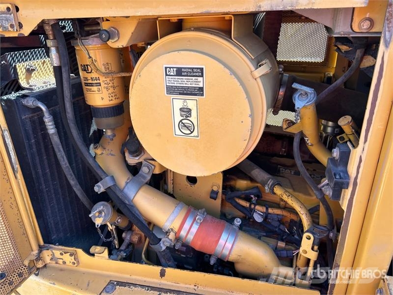 CAT D6R XL Series II 履带式推土机