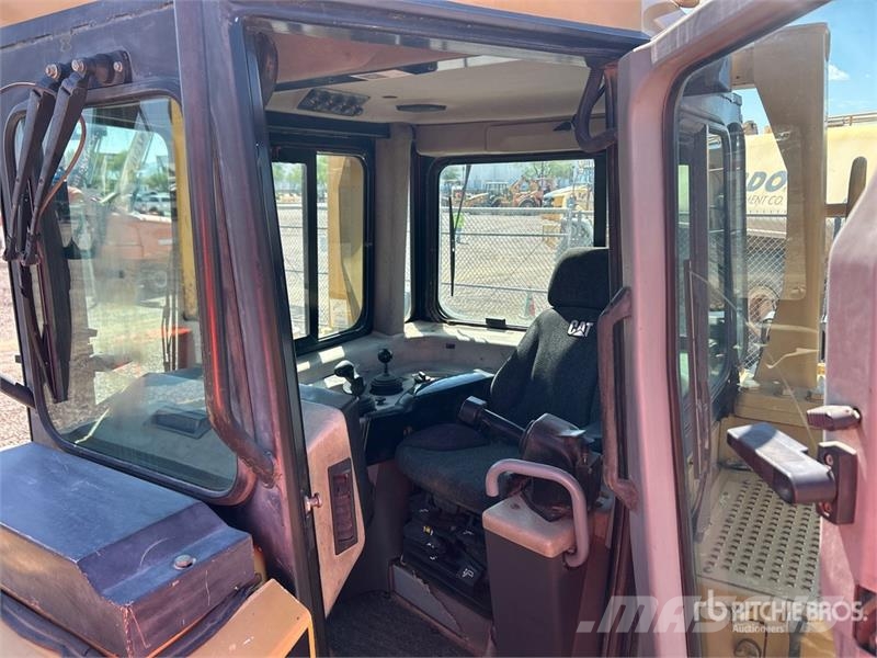 CAT D6R XL Series II 履带式推土机