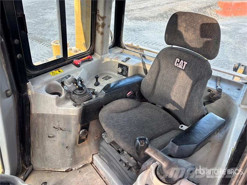 CAT D6T XL Crawler Dozer Bulldozer på larvebånd