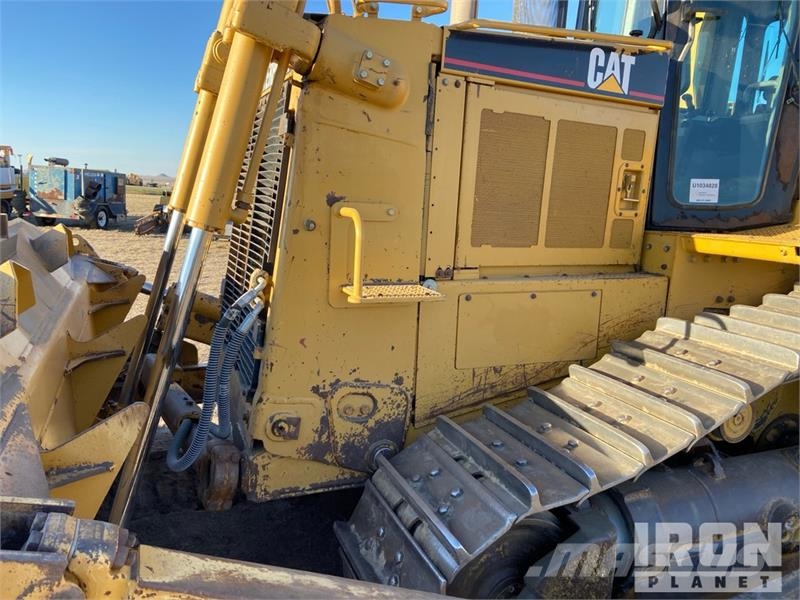 CAT D7R XR Series II lánctalpas dózerek