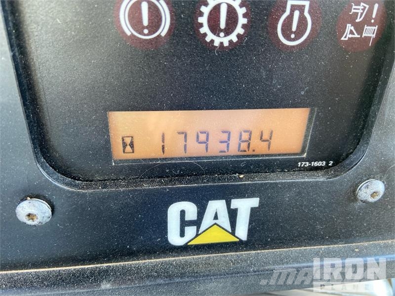 CAT D7R XR Series II lánctalpas dózerek