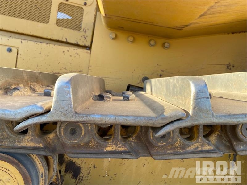 CAT D7R XR Series II lánctalpas dózerek