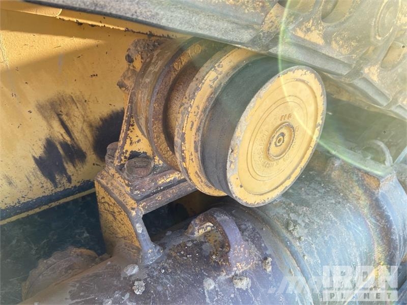 CAT D7R XR Series II lánctalpas dózerek