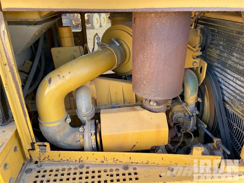 CAT D7R XR Series II lánctalpas dózerek