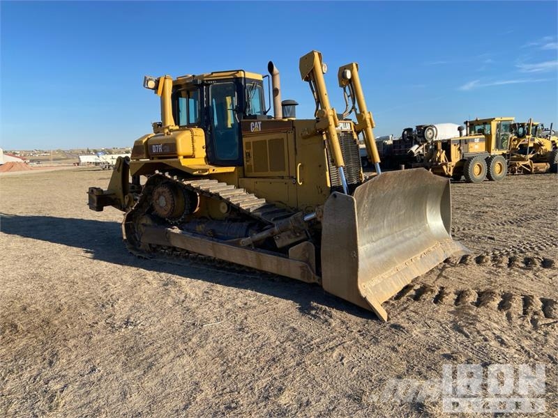 CAT D7R XR Series II lánctalpas dózerek