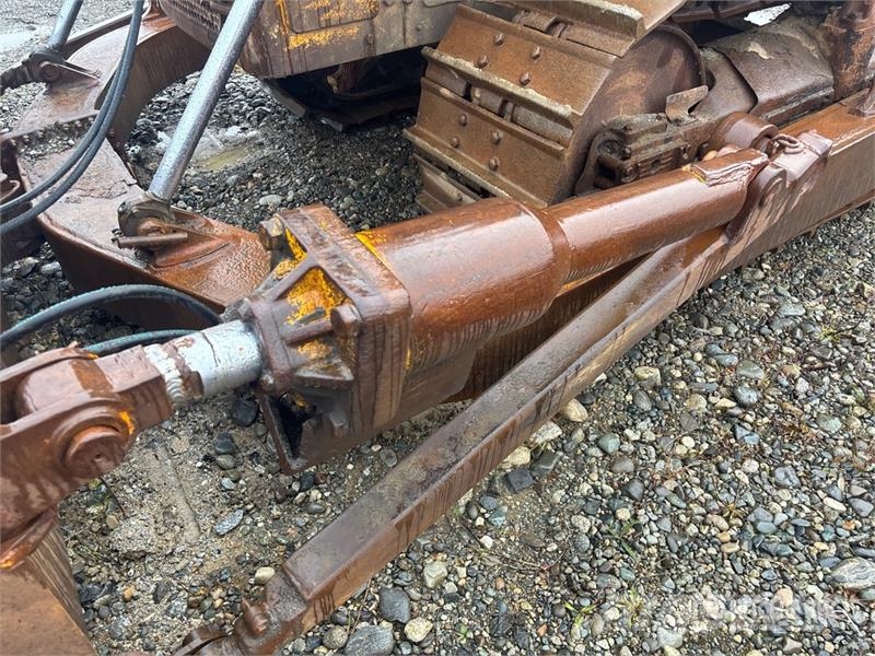 CAT D8 Bulldozer på larvebånd