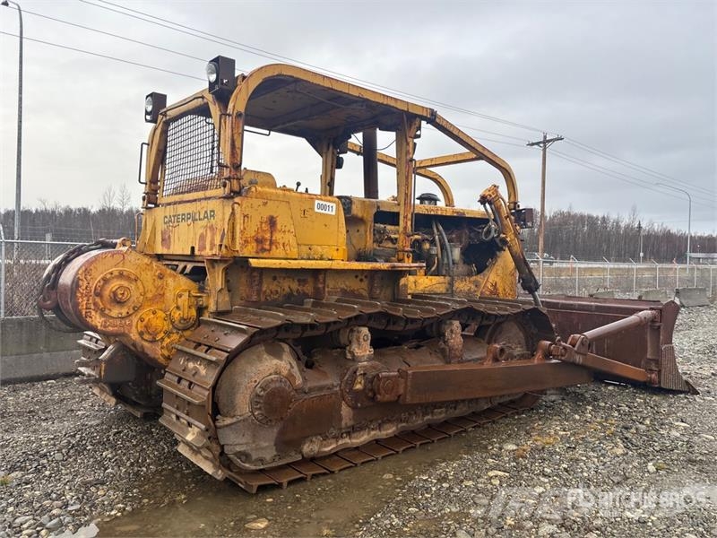 CAT D8 Bulldozer på larvebånd