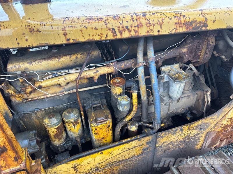 CAT D8 Bulldozer på larvebånd