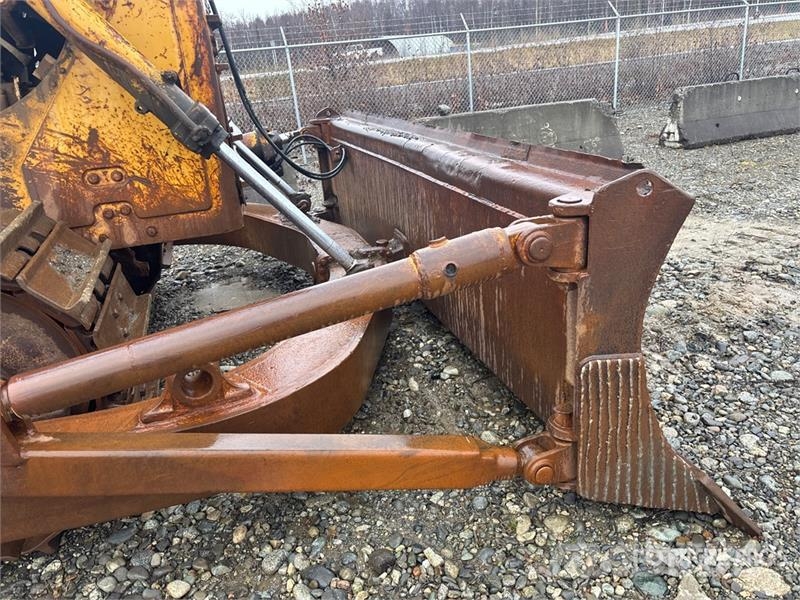 CAT D8 Bulldozer på larvebånd