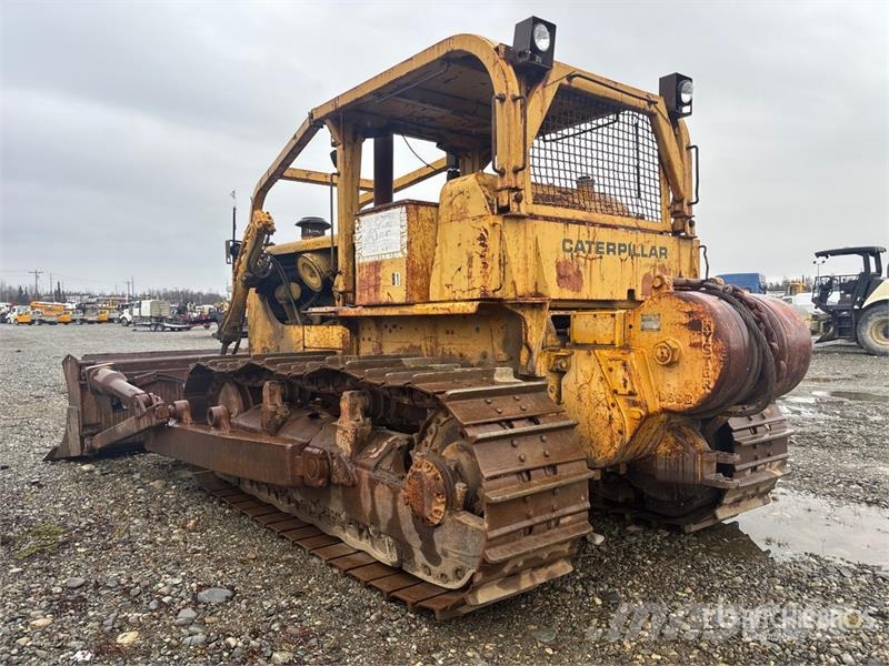 CAT D8 Bulldozer på larvebånd