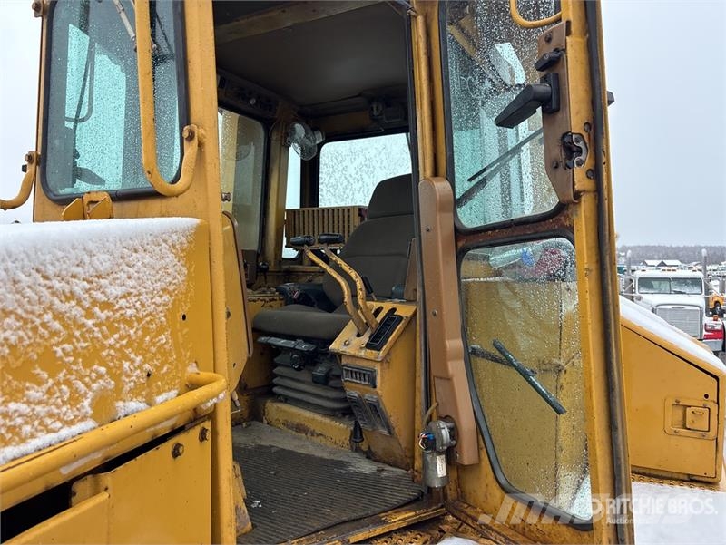 CAT D8L Buldožerji goseničarji