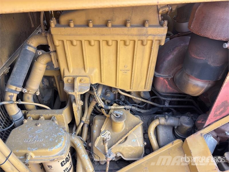 CAT D8L Buldozer sobre oruga