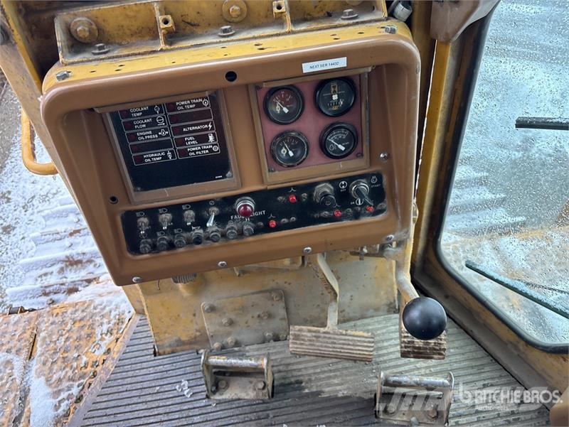 CAT D8L Buldožerji goseničarji