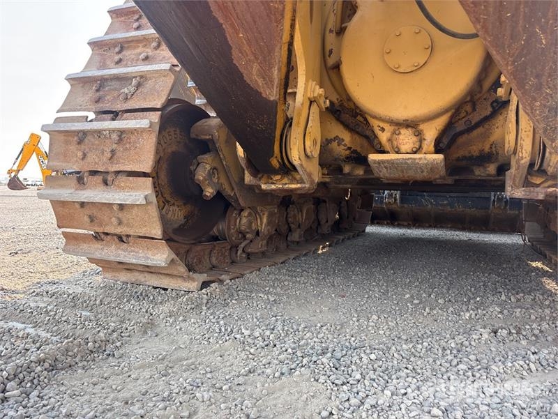 CAT D8L Buldozer sobre oruga