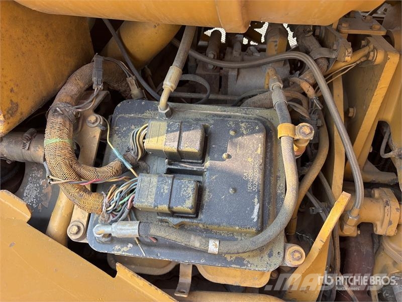 CAT D8L Buldozer sobre oruga