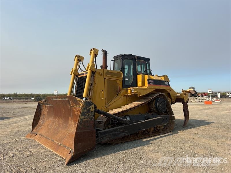 CAT D8L Buldozer sobre oruga
