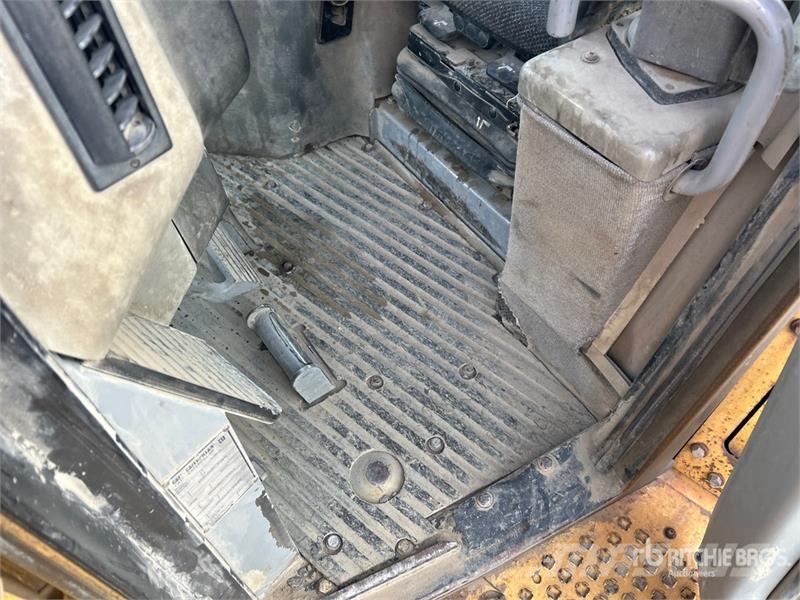 CAT D8R lánctalpas dózerek