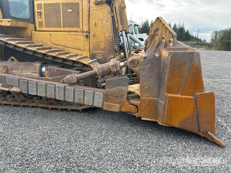 CAT D8R lánctalpas dózerek
