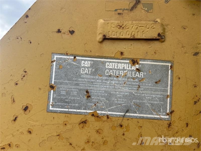 CAT D8R lánctalpas dózerek