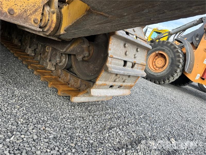 CAT D8R lánctalpas dózerek