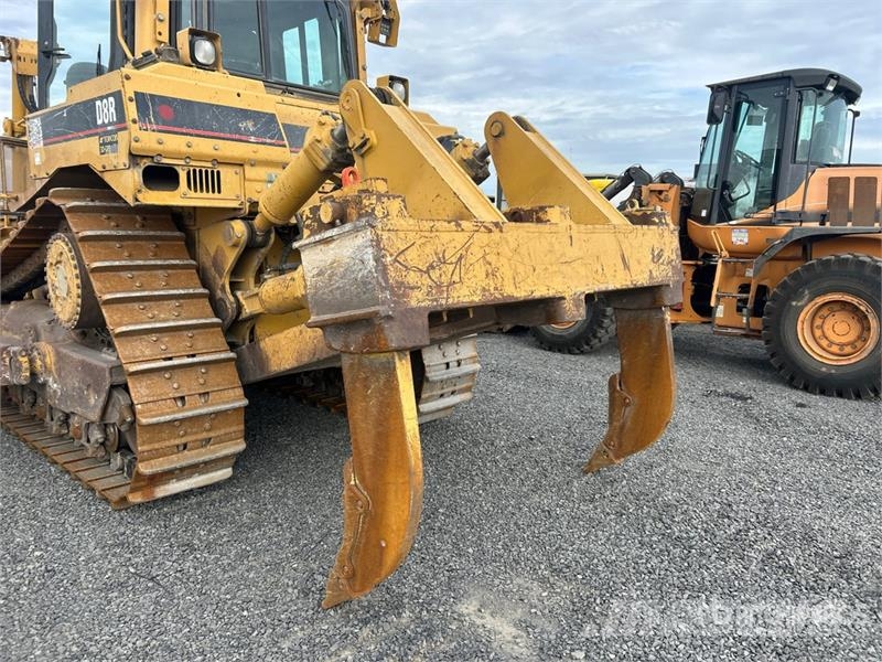 CAT D8R lánctalpas dózerek