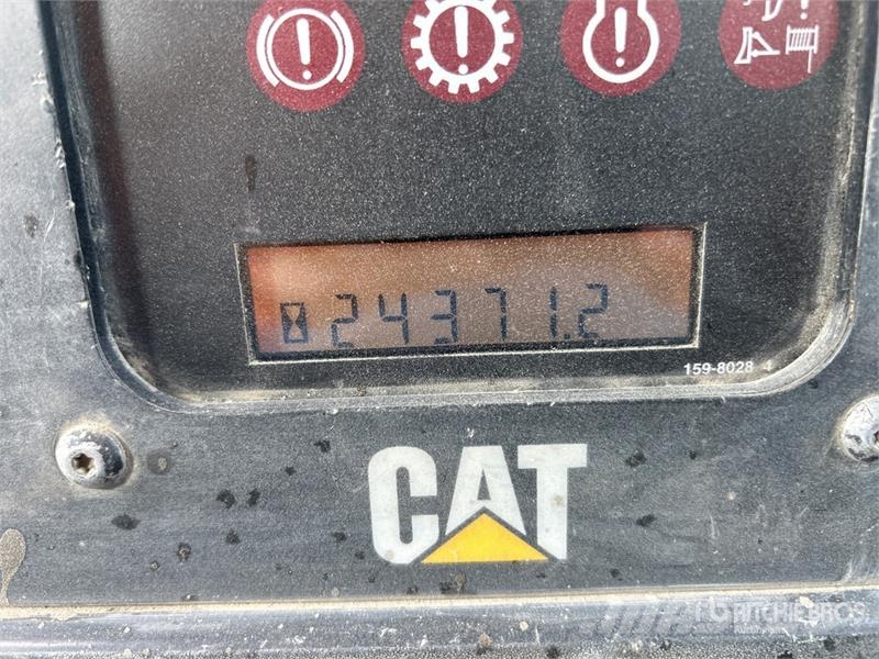 CAT D8R lánctalpas dózerek