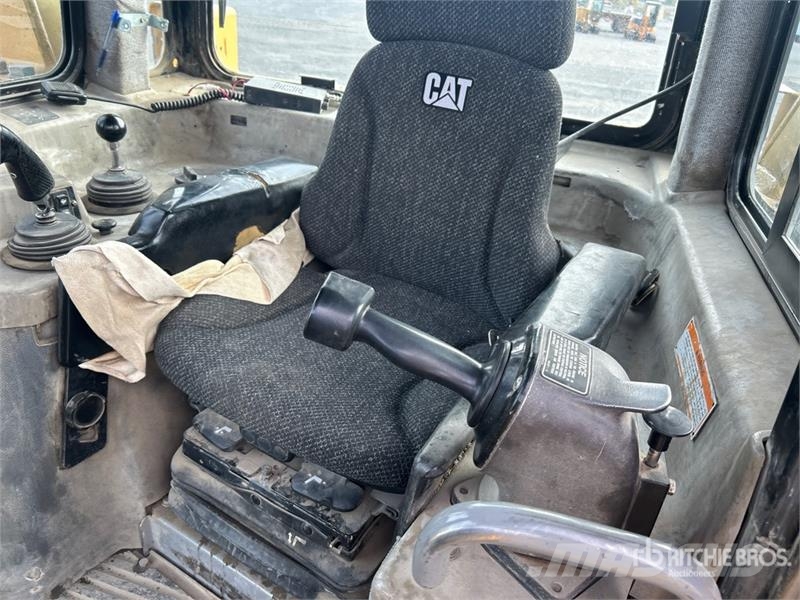 CAT D8R lánctalpas dózerek