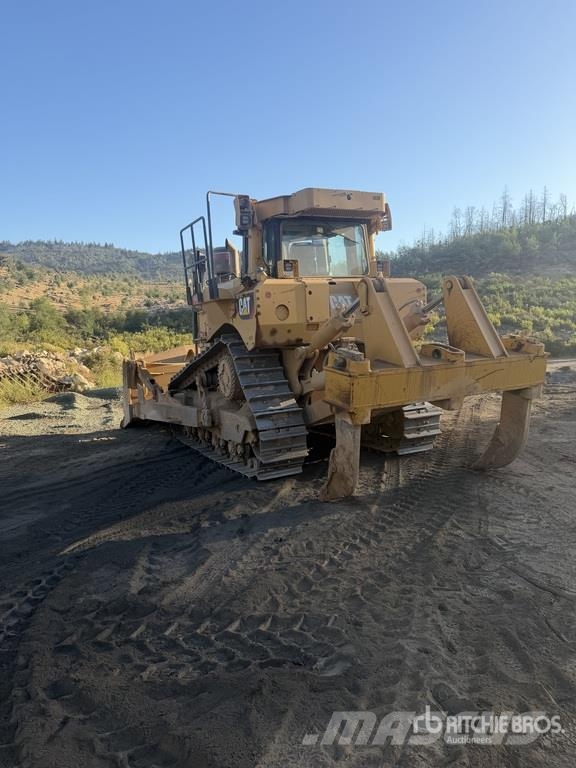 CAT D8T Bulldozer på larvebånd