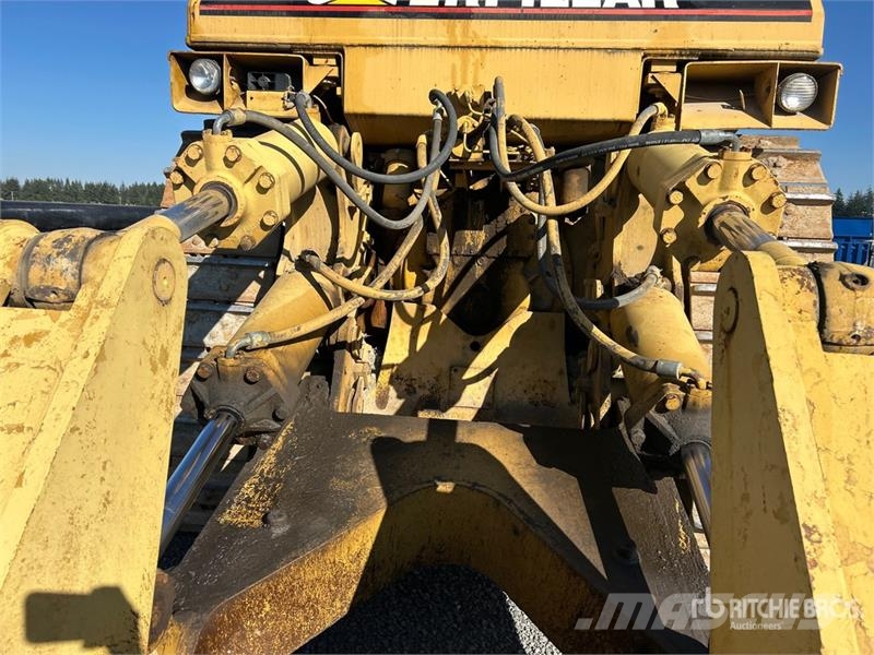CAT D9L Crawler Dozer (Inoperable) Buldožerji goseničarji