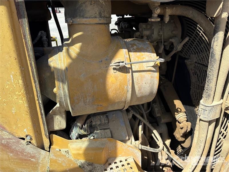 CAT D9R Buldožerji goseničarji