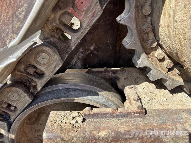 CAT D9R بلدوزرات مجنزرة