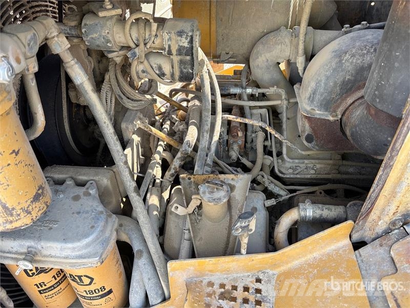 CAT D9R Buldožerji goseničarji