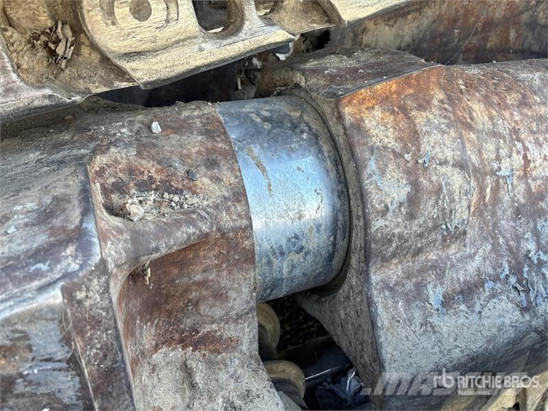 CAT D9R بلدوزرات مجنزرة