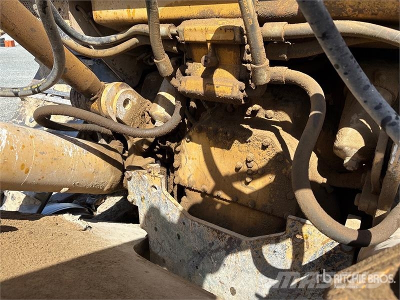 CAT D9R Buldožerji goseničarji