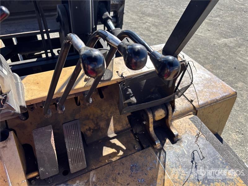 CAT DP90 17800 lb Forklift Wózki widłowe inne