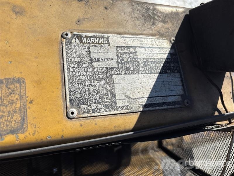 CAT DP90 20000 lb Cushion Tire Forklift 其他叉车