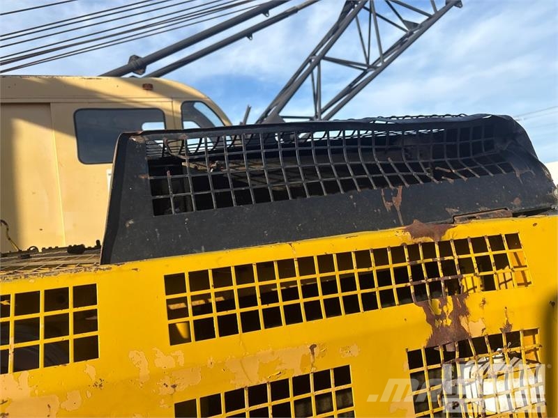CAT EL200B Kāpurķēžu ekskavatori