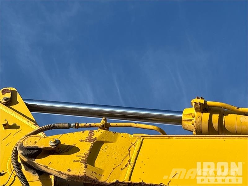 CAT EL200B Kāpurķēžu ekskavatori