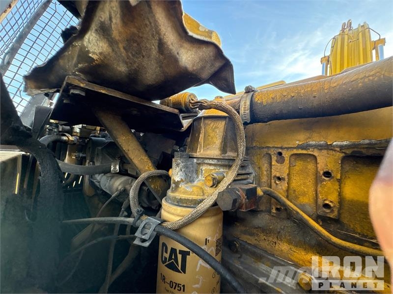 CAT EL200B Kāpurķēžu ekskavatori