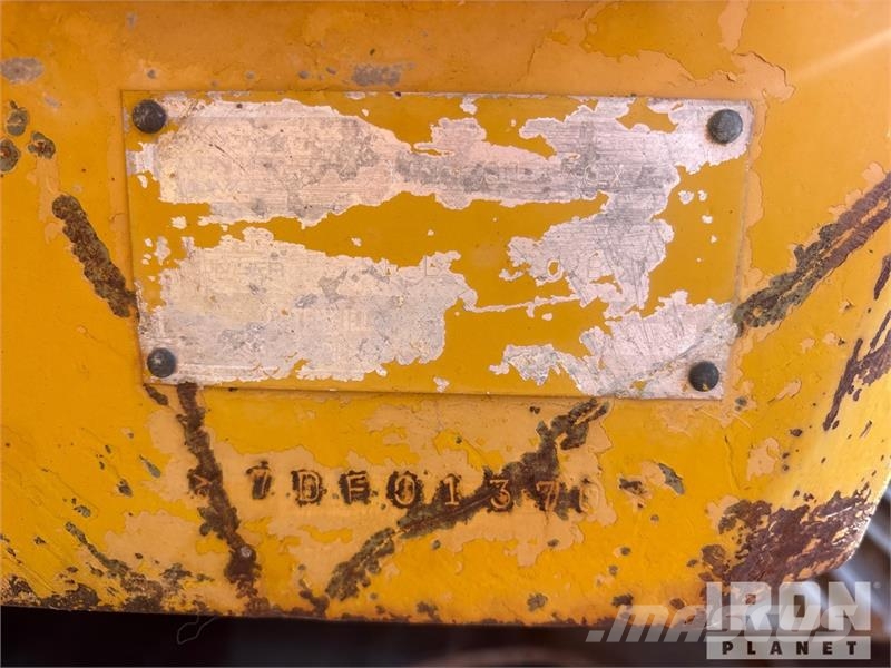 CAT EL200B Kāpurķēžu ekskavatori